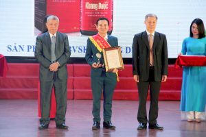 Khang Dược được nhận “Huy chương vàng vì sức khỏe cộng đồng” 2019